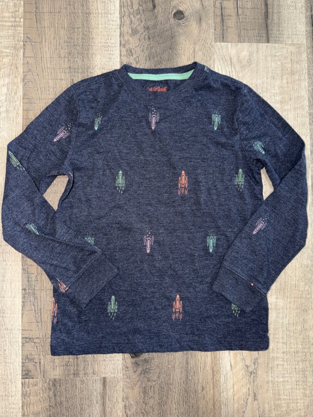 Cat & Jack Navy Long Sleeve Tee with Green and Orange Rocket Motifs 6/7